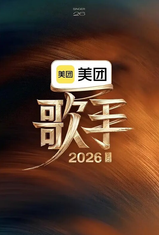 StrapOn两个性感的女同性恋者用紫色的Strapon互相做爱【StrapOn】 - 小鸡视频