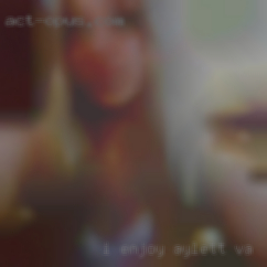 I enjoy in Aylett, VA sex   with men and women.